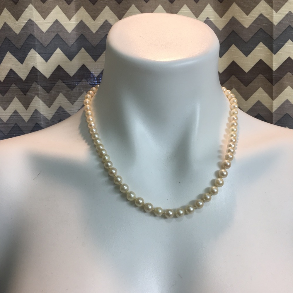 Fine cultured pearls